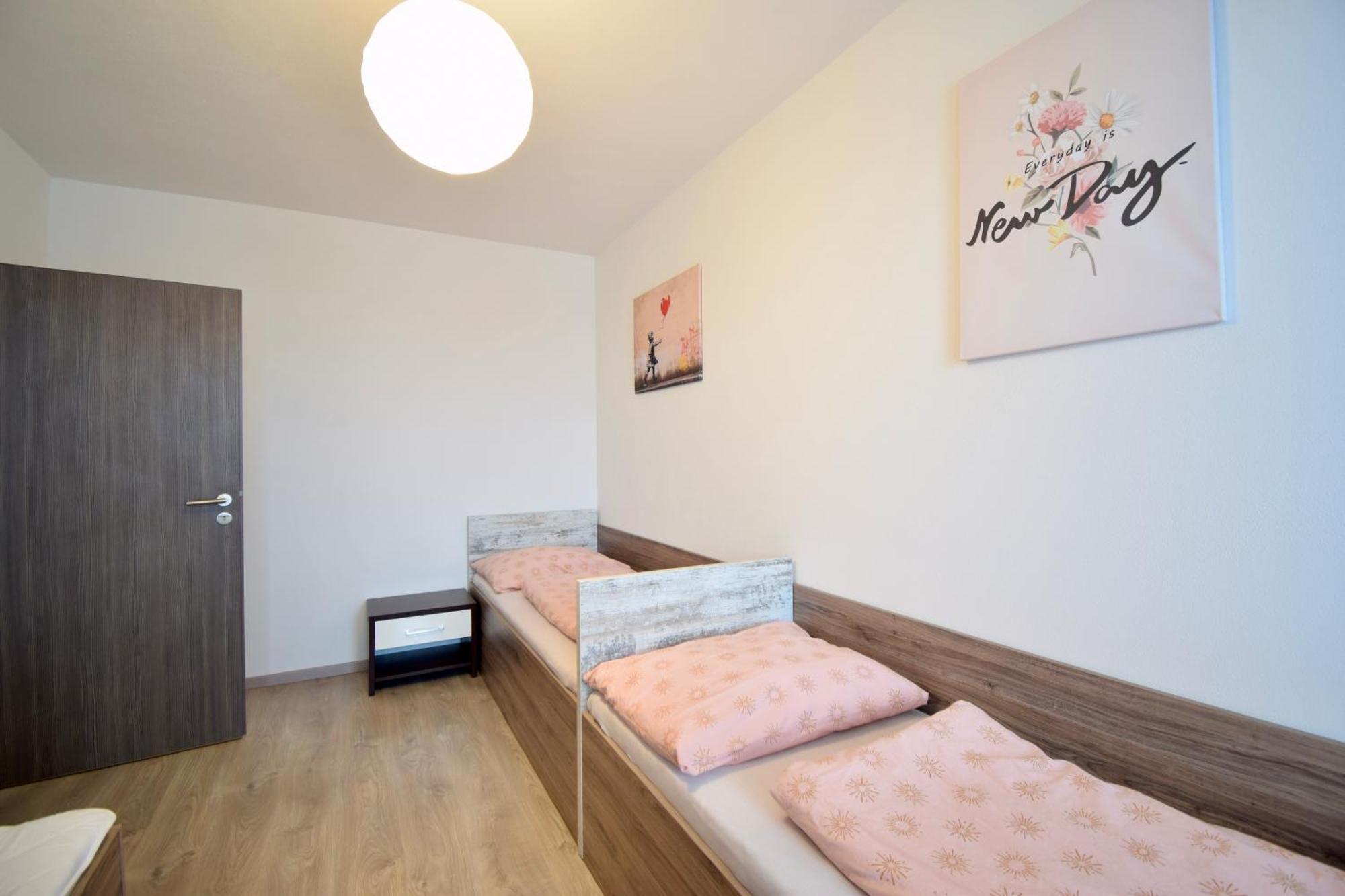 Apartman Zlatovska 22B Trenčín Exterior foto